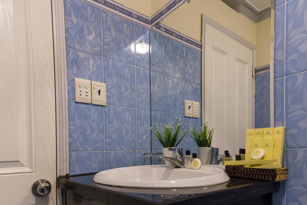Graceful Hostel Хошимин Экстерьер фото